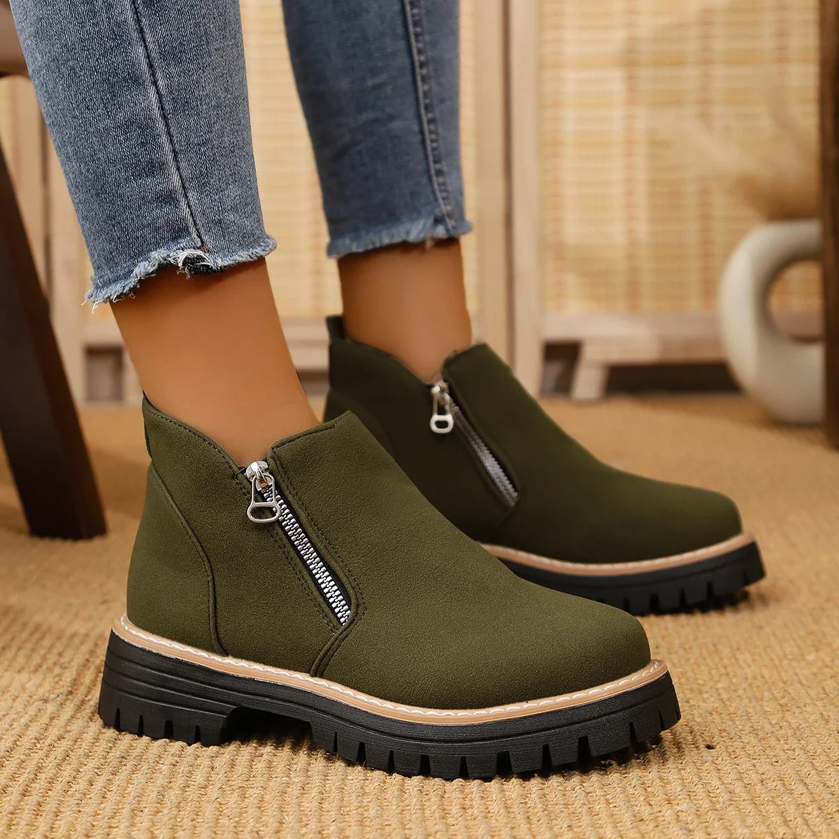 Women Simple Stylish Boots