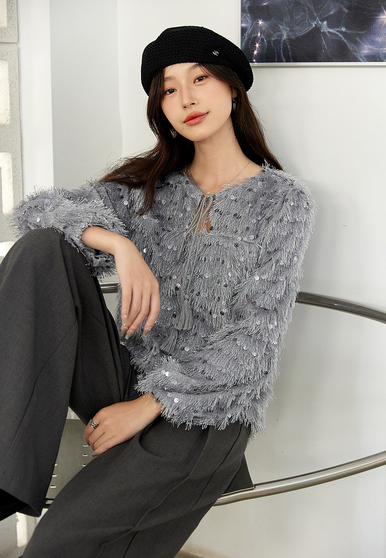 Sequin Fringe Crewneck Blouse â€?Elegant Straight Fit