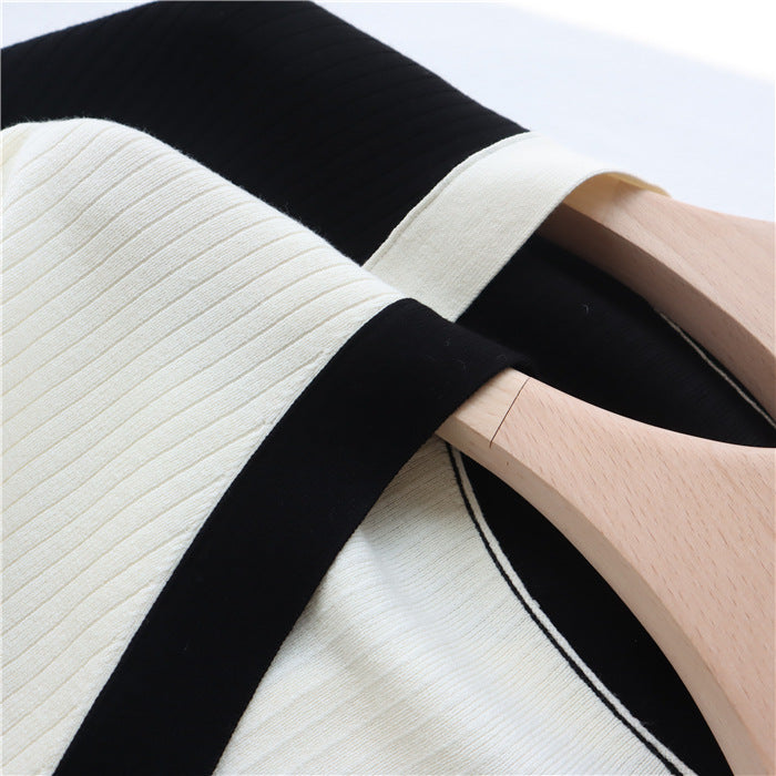 V-neck Button-front Closures Long Sleeves Cardigan