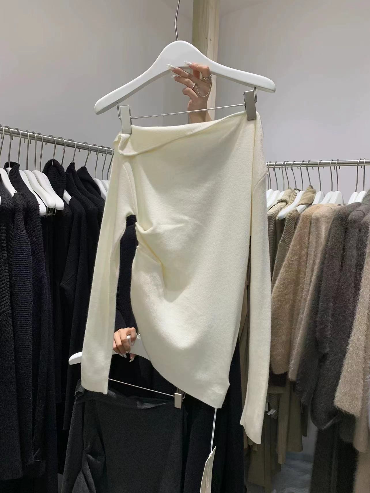 One Shoulder Ribbed Knit Top