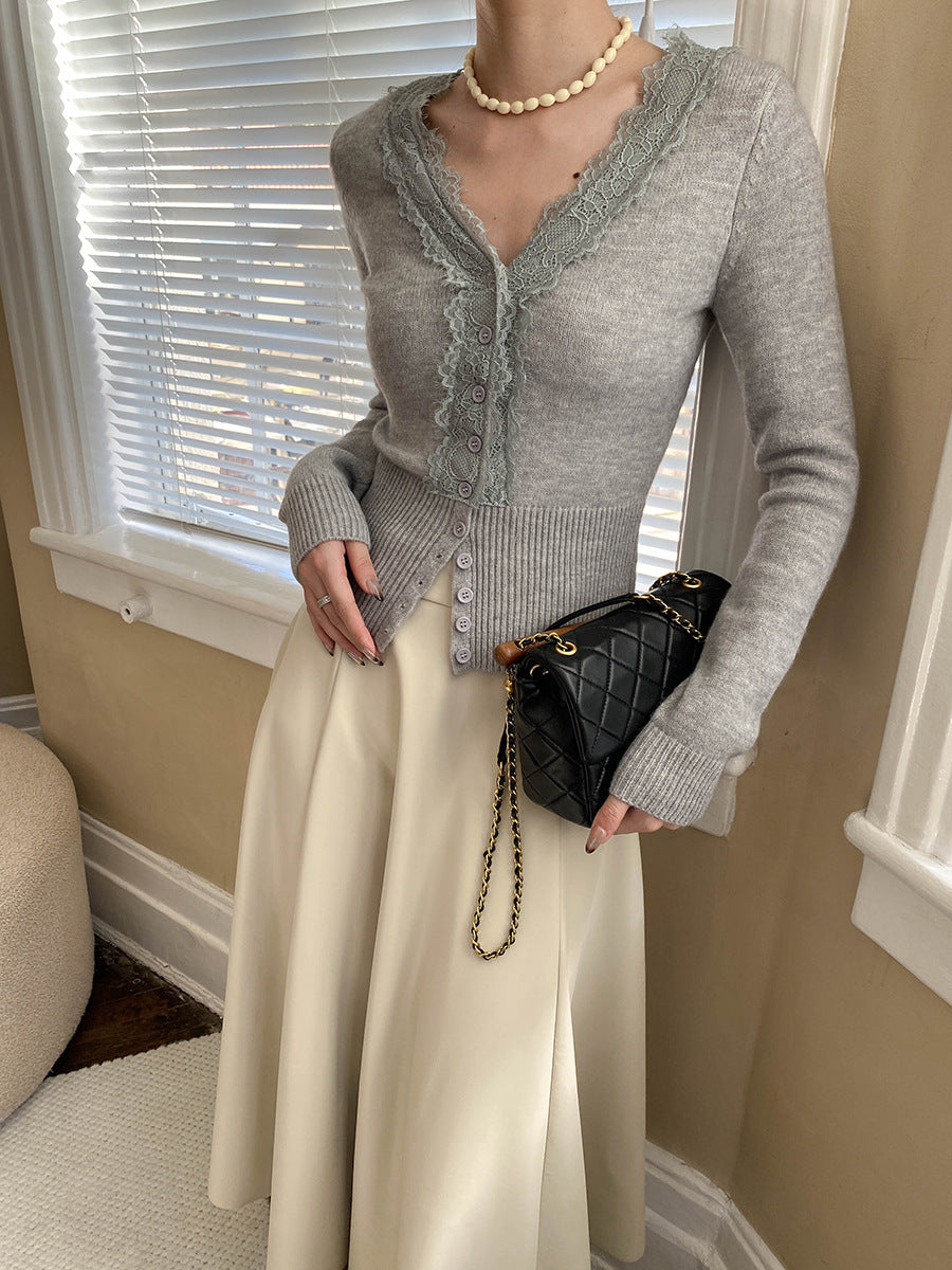 Slim-fit knitted cardigan