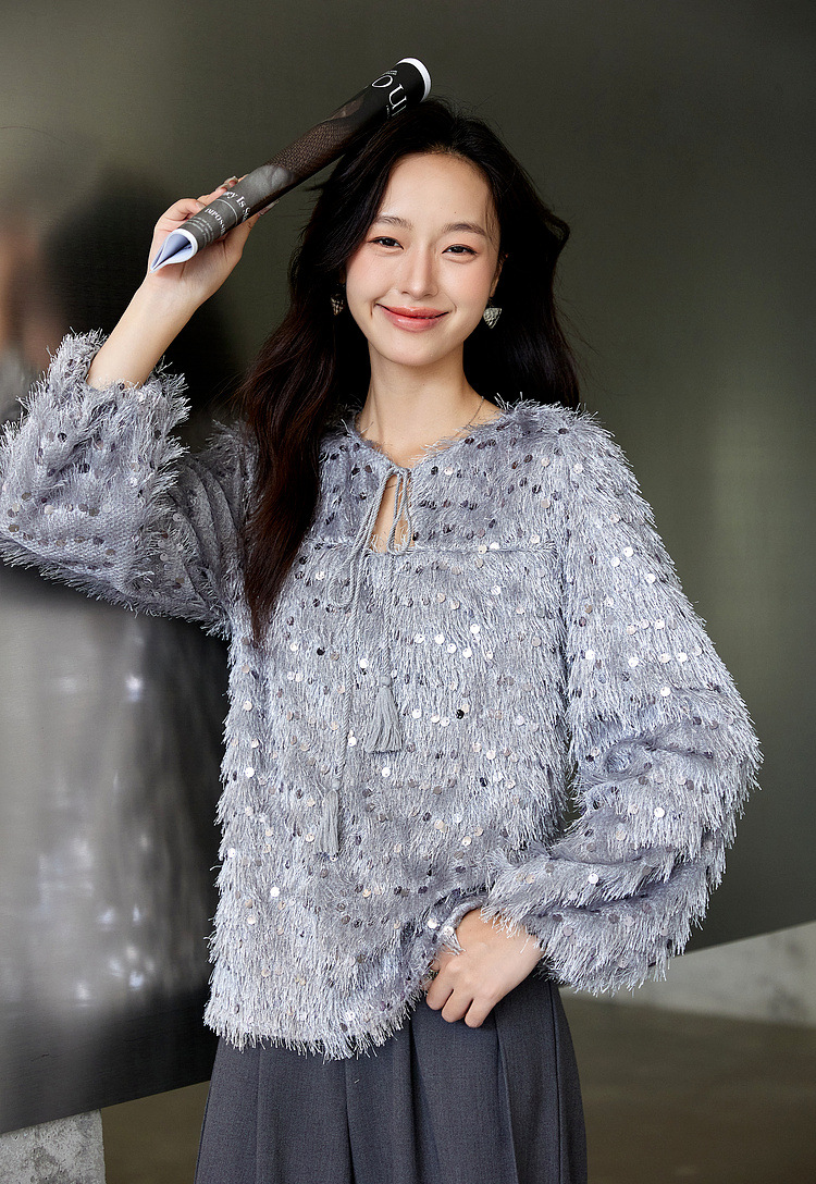 Sequin Fringe Crewneck Blouse â€?Elegant Straight Fit