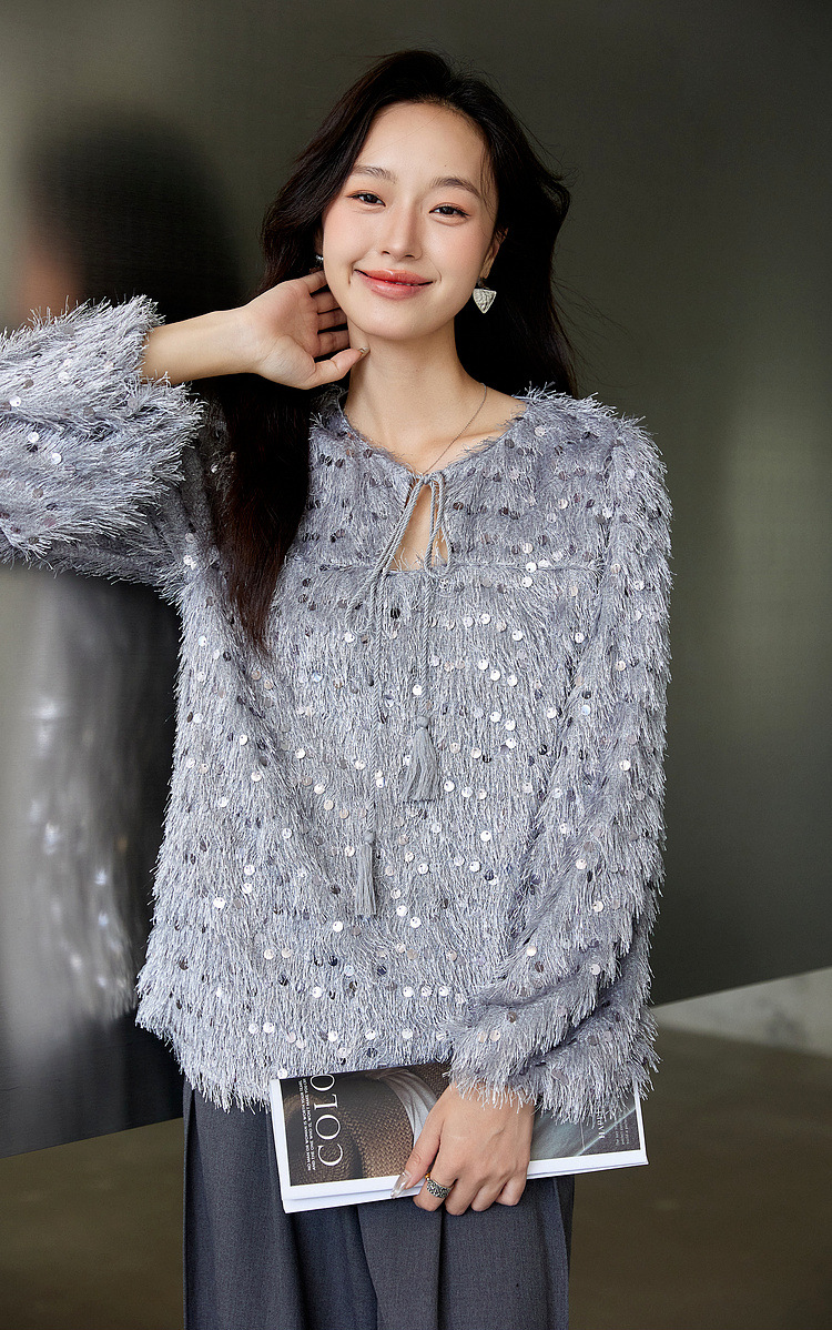 Sequin Fringe Crewneck Blouse â€?Elegant Straight Fit