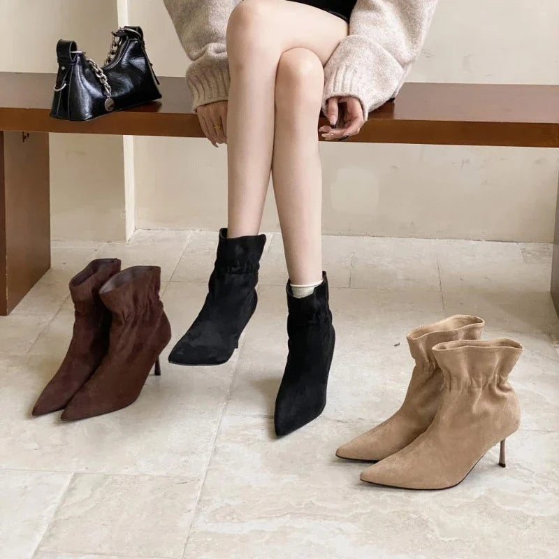 Retro Brown Faux Suede Boots