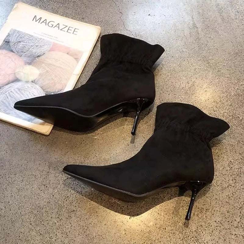 Retro Brown Faux Suede Boots