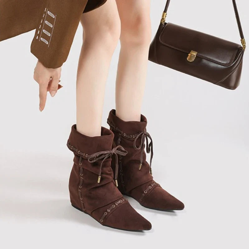 Retro Pleated Lace-up Design Ankle Boots