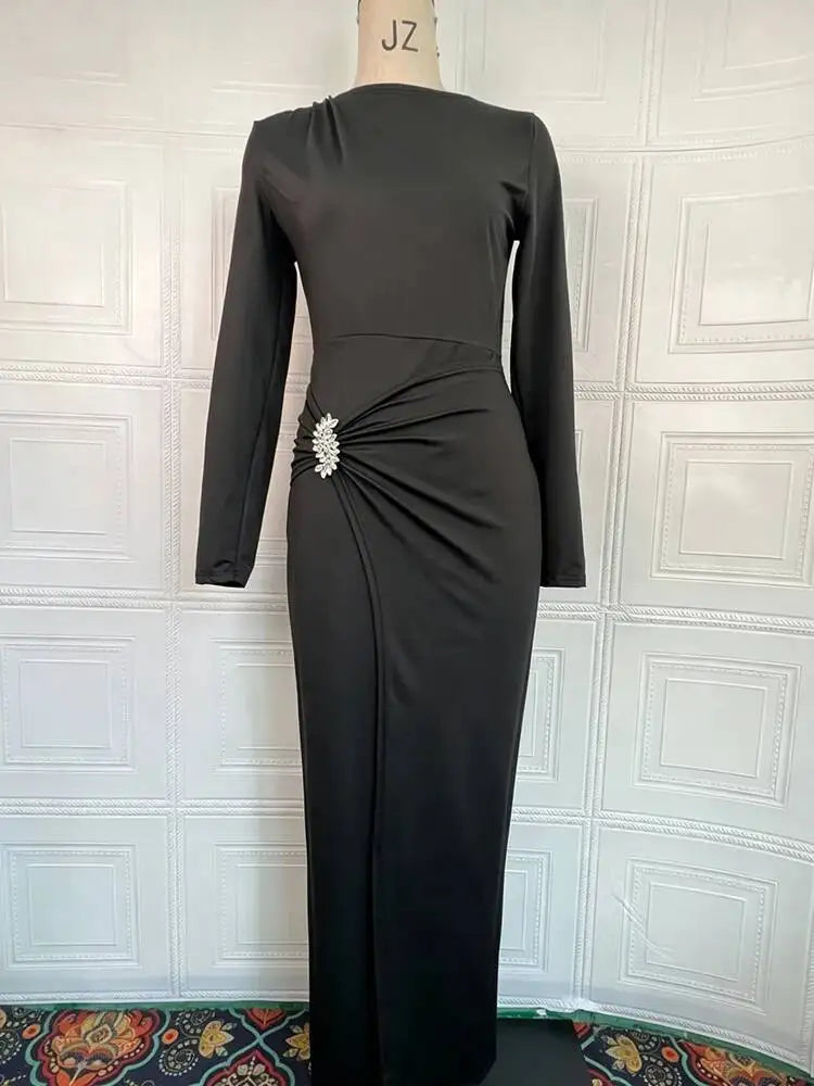 Retro Round Neck Long Sleeved Metal Buckle Waist Side Slit Dresses