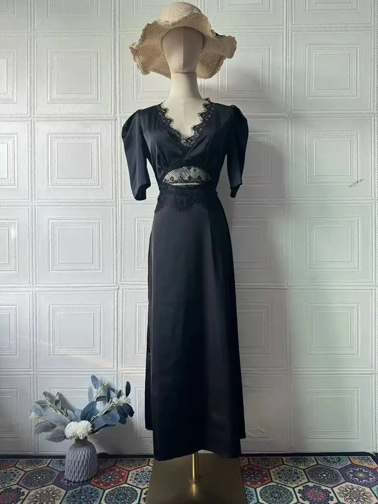 Retro Polka Dot V-neck Bubble Sleeve Hollow Waist Dresses