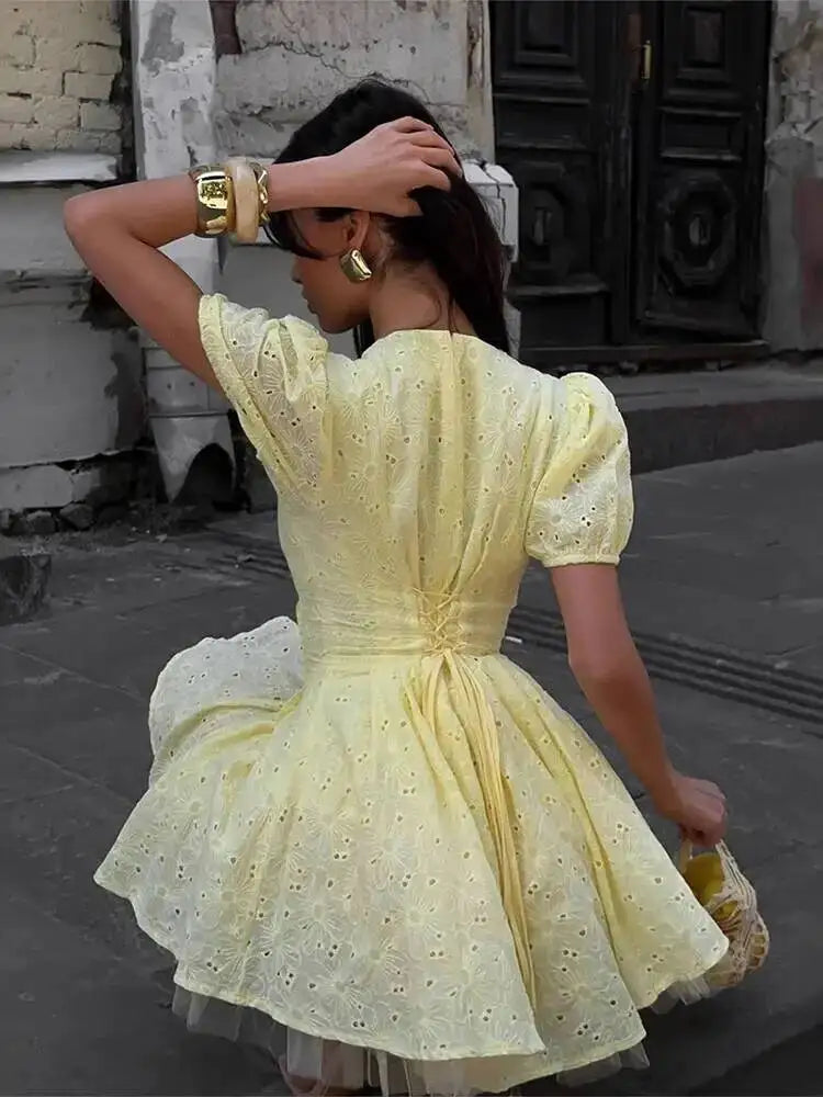 Sweet V-neck Short Sleeved Bandage Waist Embroidered Dresses