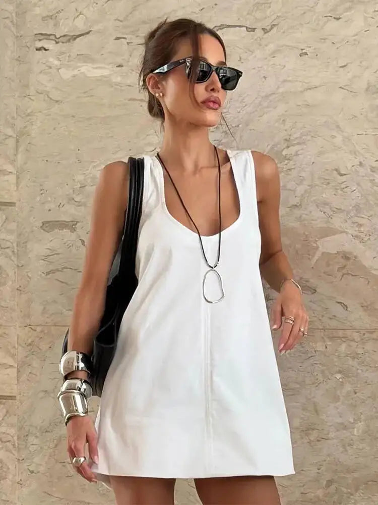 Simple U-Neck Sleeveless Mini Dresses