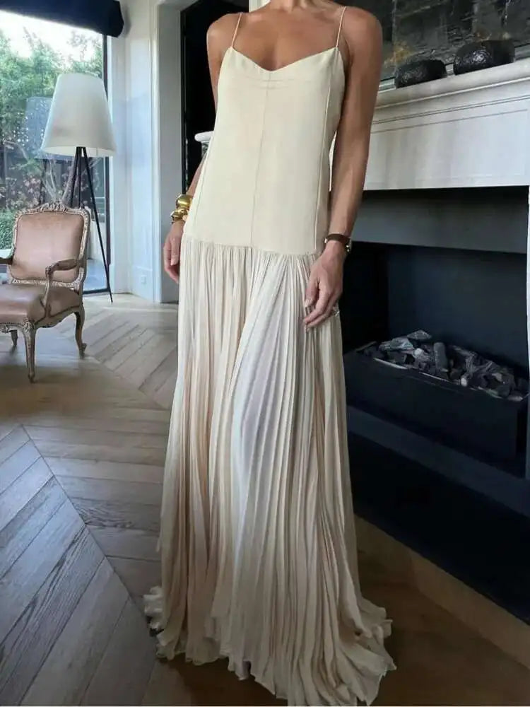 French style pleated high-end long dress, spicy girl vacation style dress, suspender, backless fairy dress