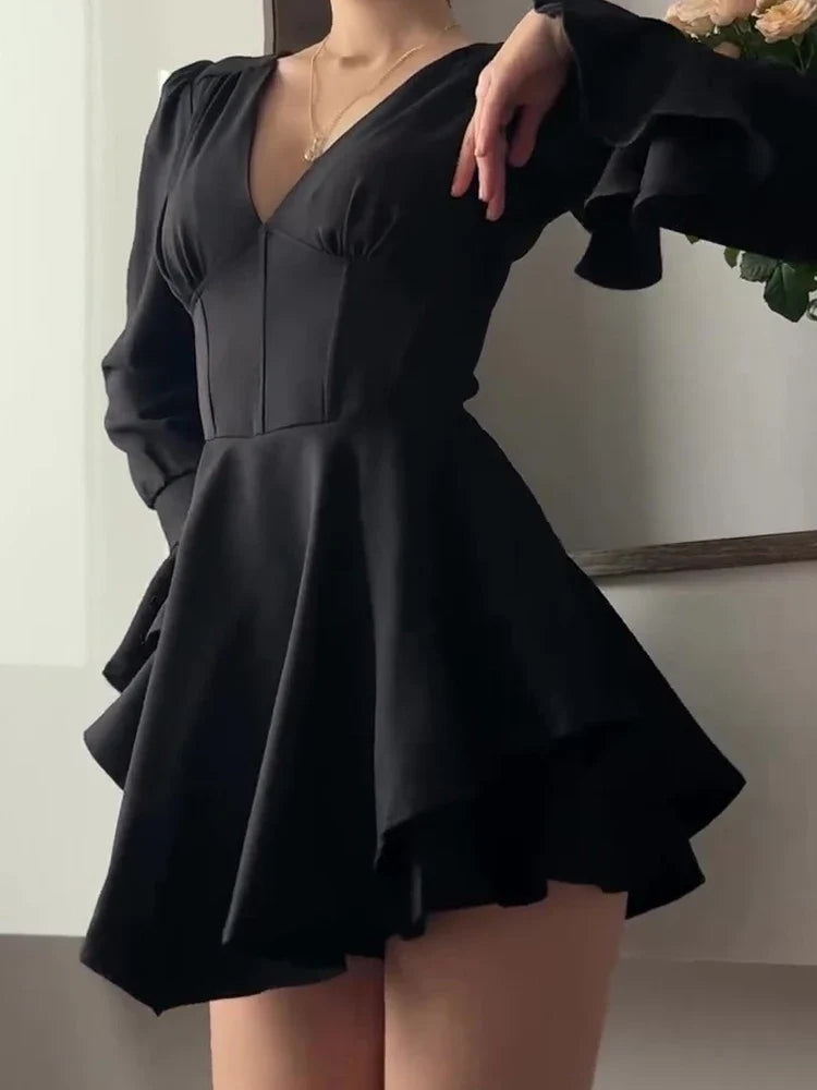 Simple Solid Color Waist Cinched Commuting Dresses