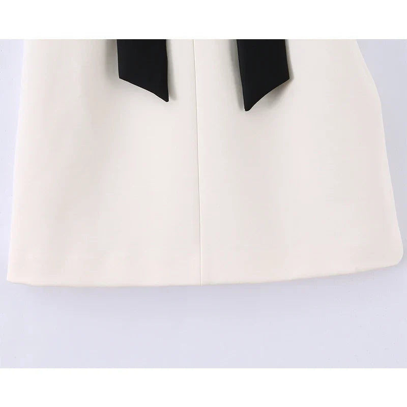 Contrast Bow Strapless Dresses
