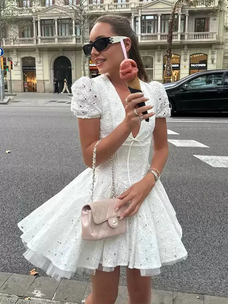 Summer Hollow Out Embroidery Slim White Mini Dresses