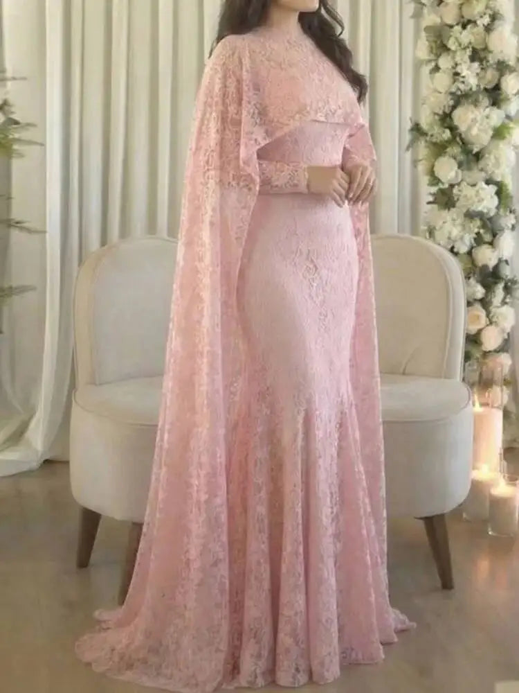 Elegant Round Neck Long Sleeved Waist Slimming Dresses
