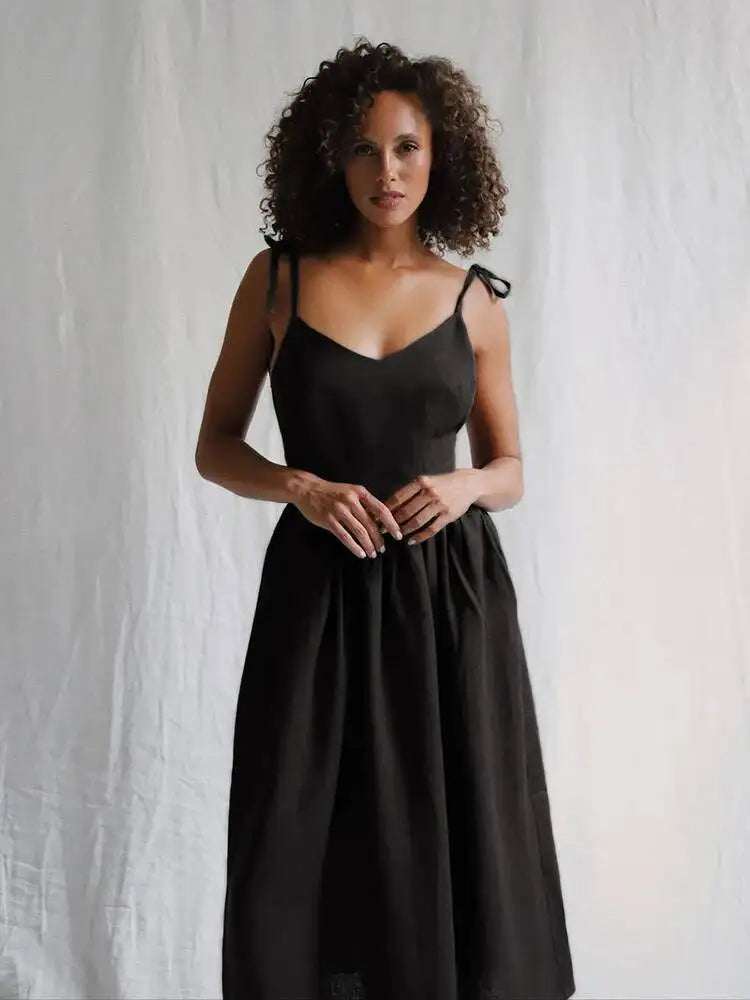 Sexy V-neck Strap Backless Dresses