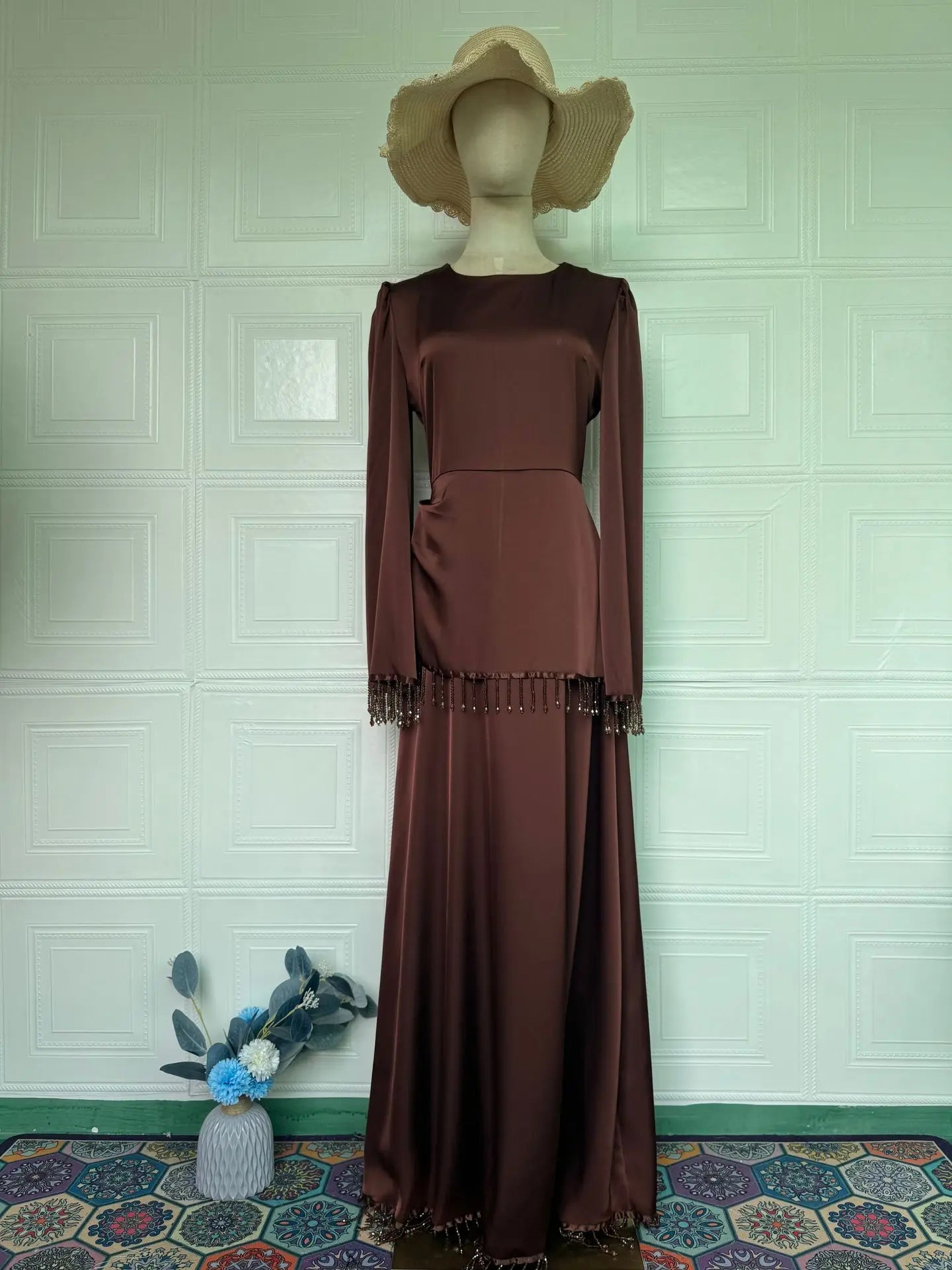 Light Luxury Minimalist Dresses
