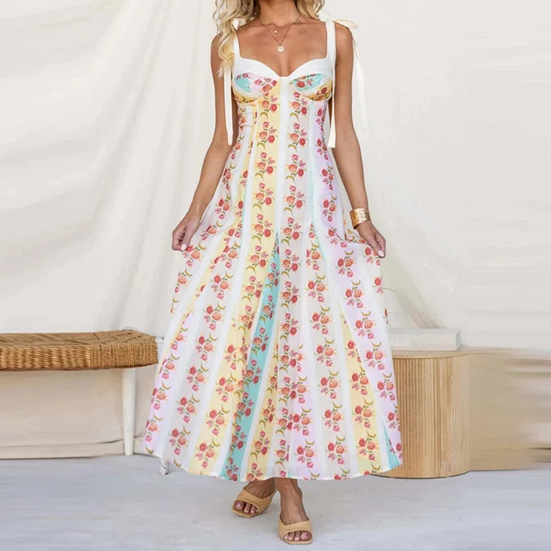 Summer Sleeveless Low-cut Halter Vacation Dresses
