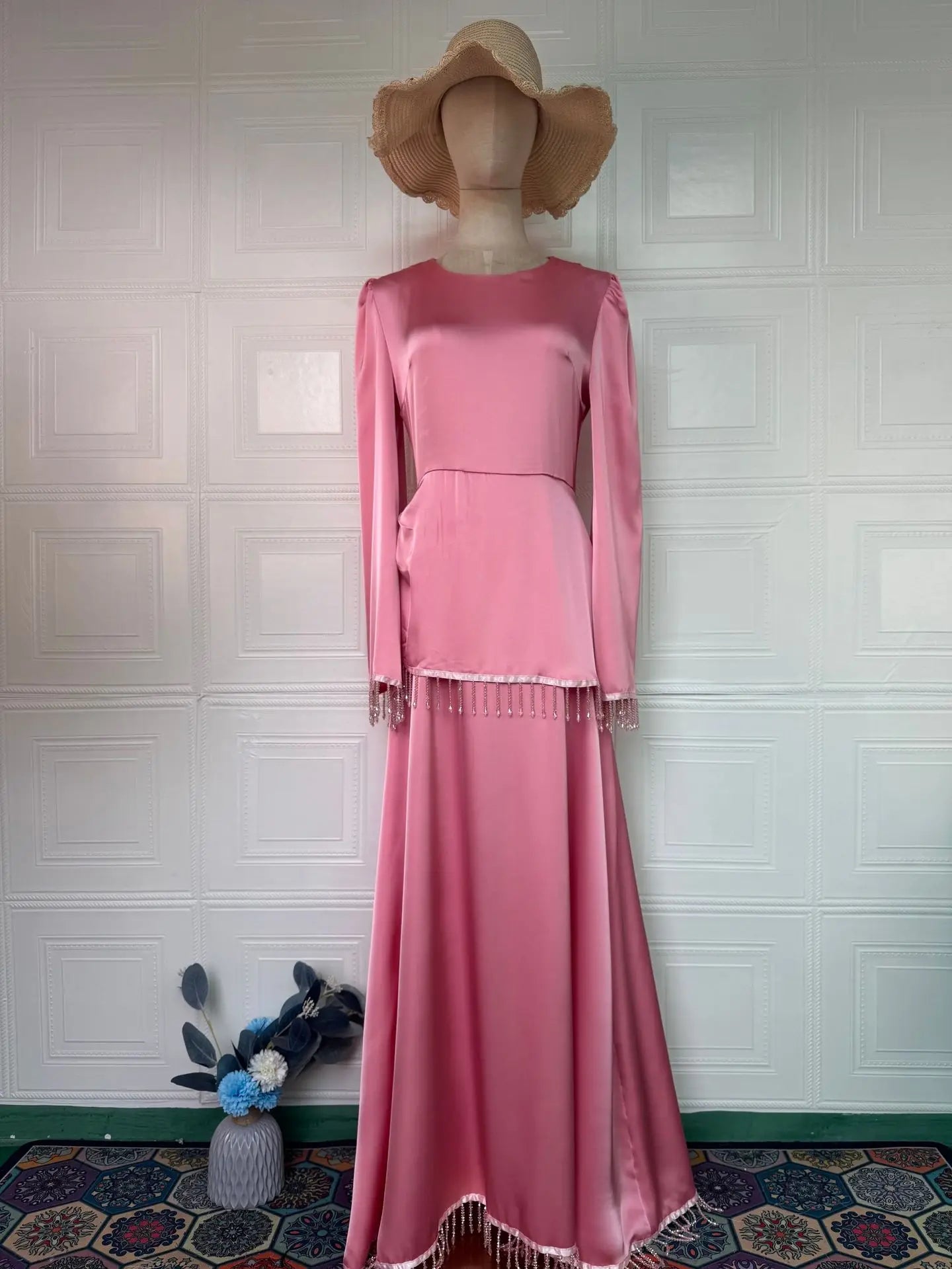 Light Luxury Minimalist Dresses