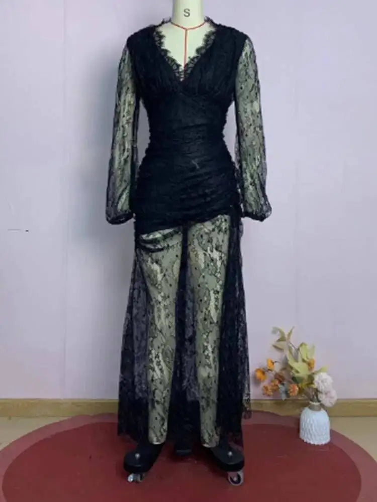 Temperament V-neck Long Sleeved Lace Pleated Waist Slimming Dresses
