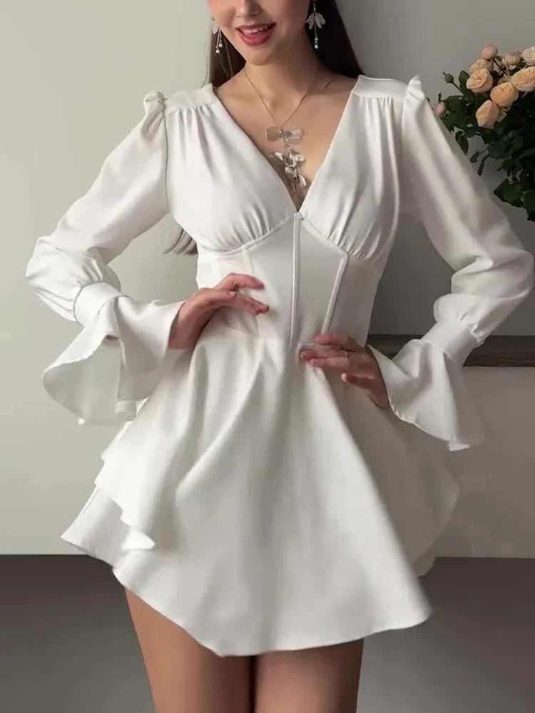 Simple Solid Color Waist Cinched Commuting Dresses