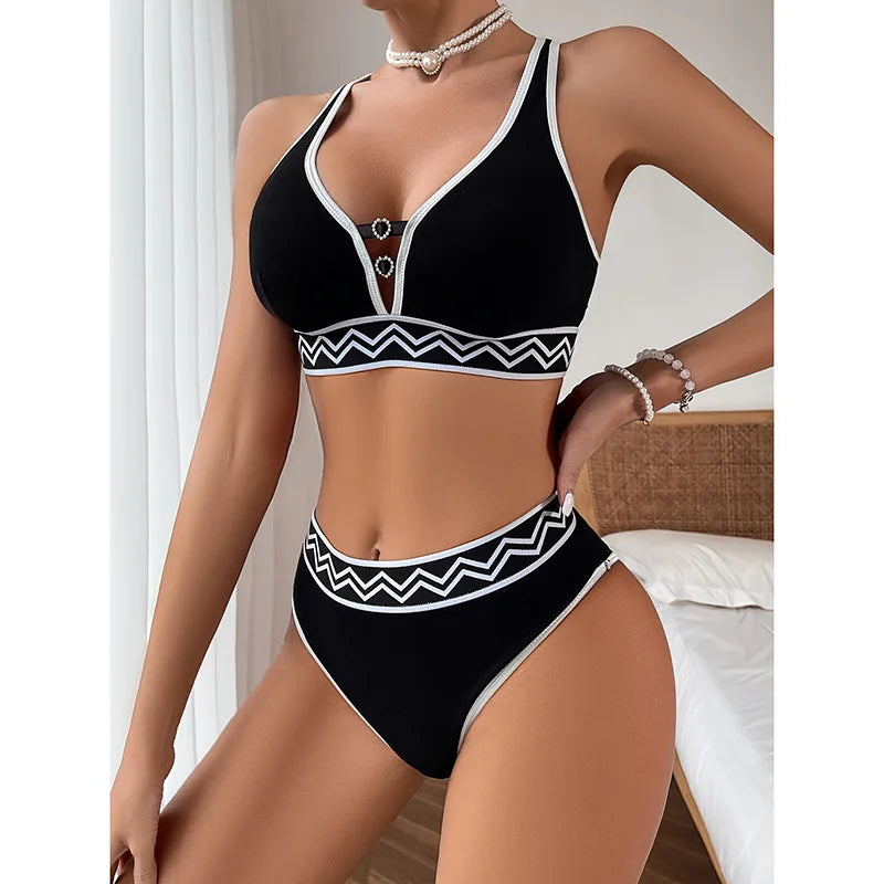 Plunge Minimizer Bra Without Bulk Lace & Seamless Design Daily Wear & Special Crop Bikini Tops Suit