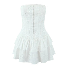 Sexy Hollow Out Embroidery Strapless Dresses Front Buckle Fit And Flare Party Mini Dresses Black White Cotton Robe