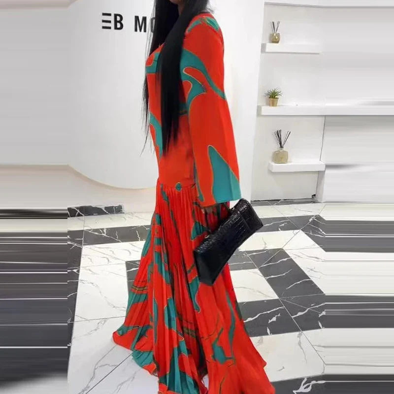 Casual Long Sleeved O-neck Dresses Vintage Pattern Printed Pleated Holiday Dresses