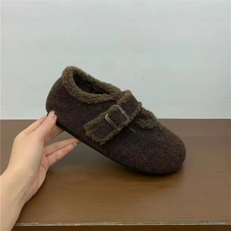 Winter Velvet Haken Shoes
