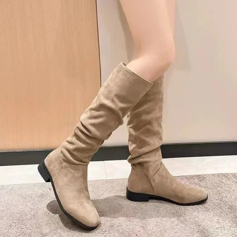Low-heeled nude pleated suede high boots