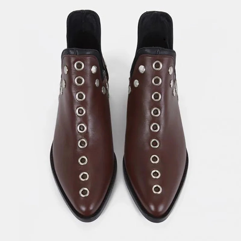 Versatile Pointed Rivet Personalized Short Boots