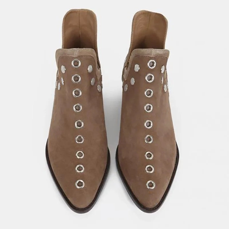 Versatile Pointed Rivet Personalized Short Boots