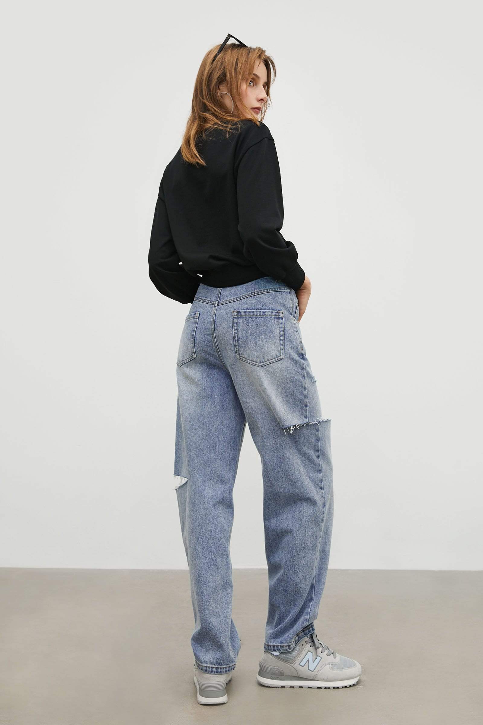 Ripped Slouchy Wide-Leg Mom Jeans