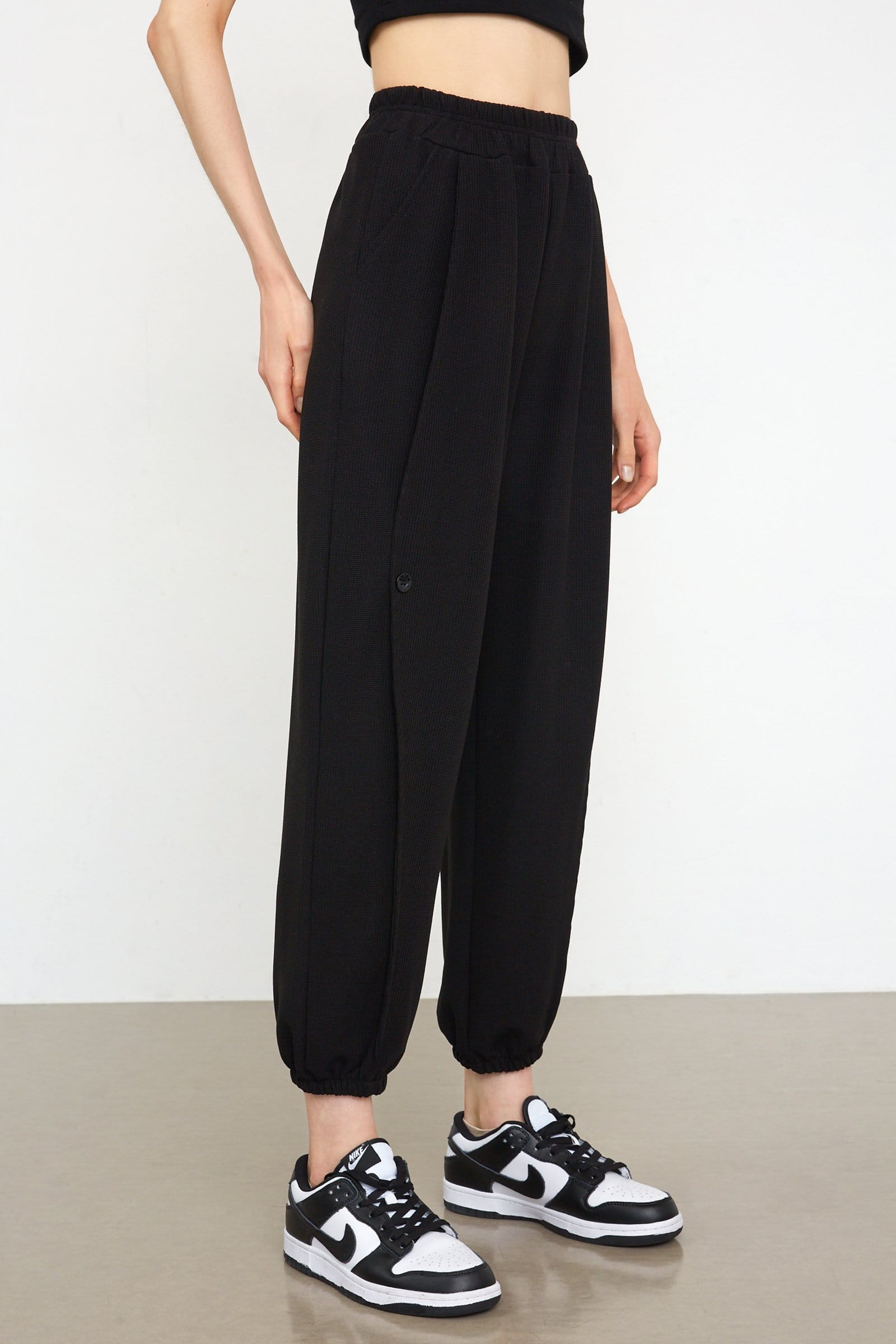 Octavie Black Slouchy Pants