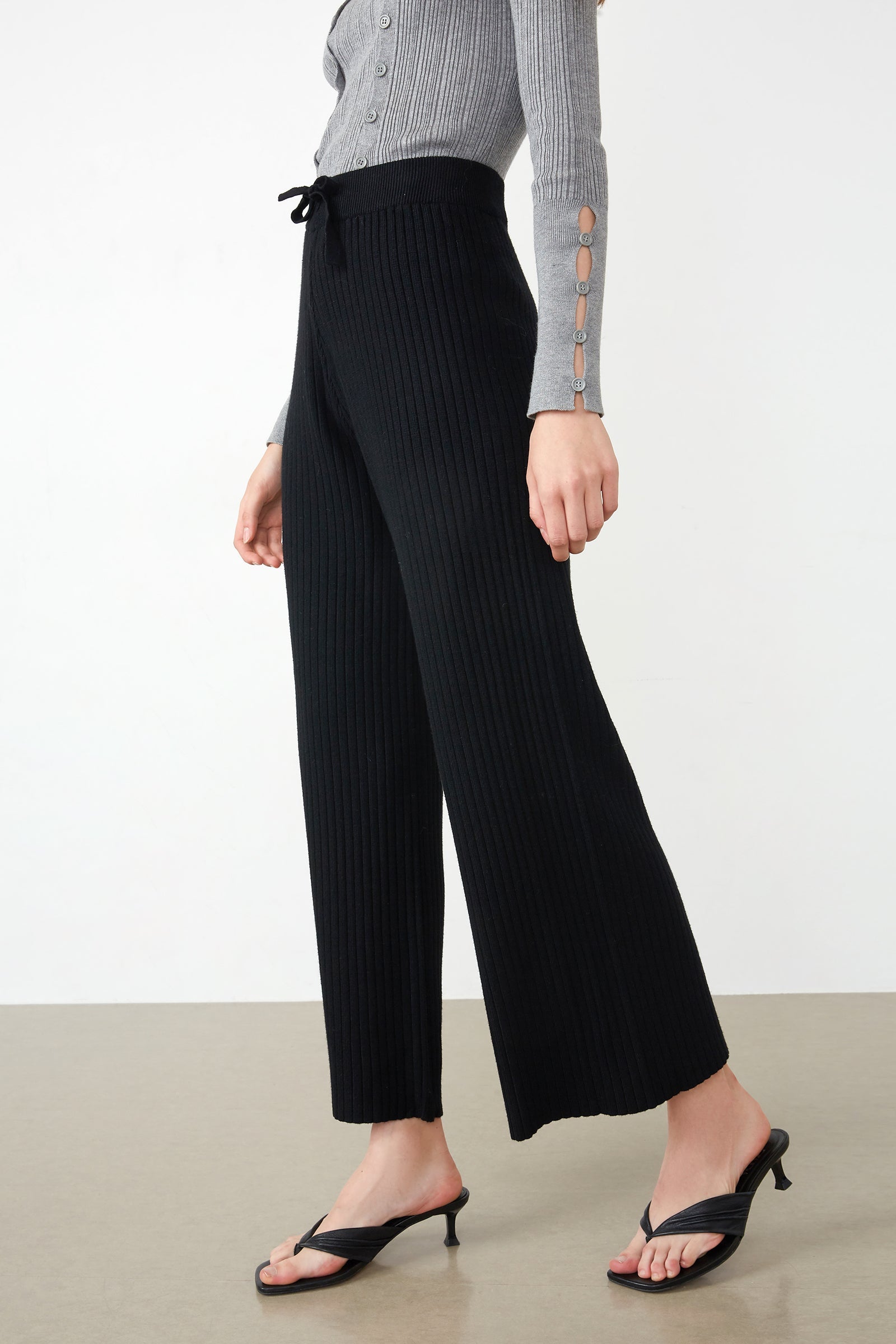 Lowman Black High Waist Knit Pants