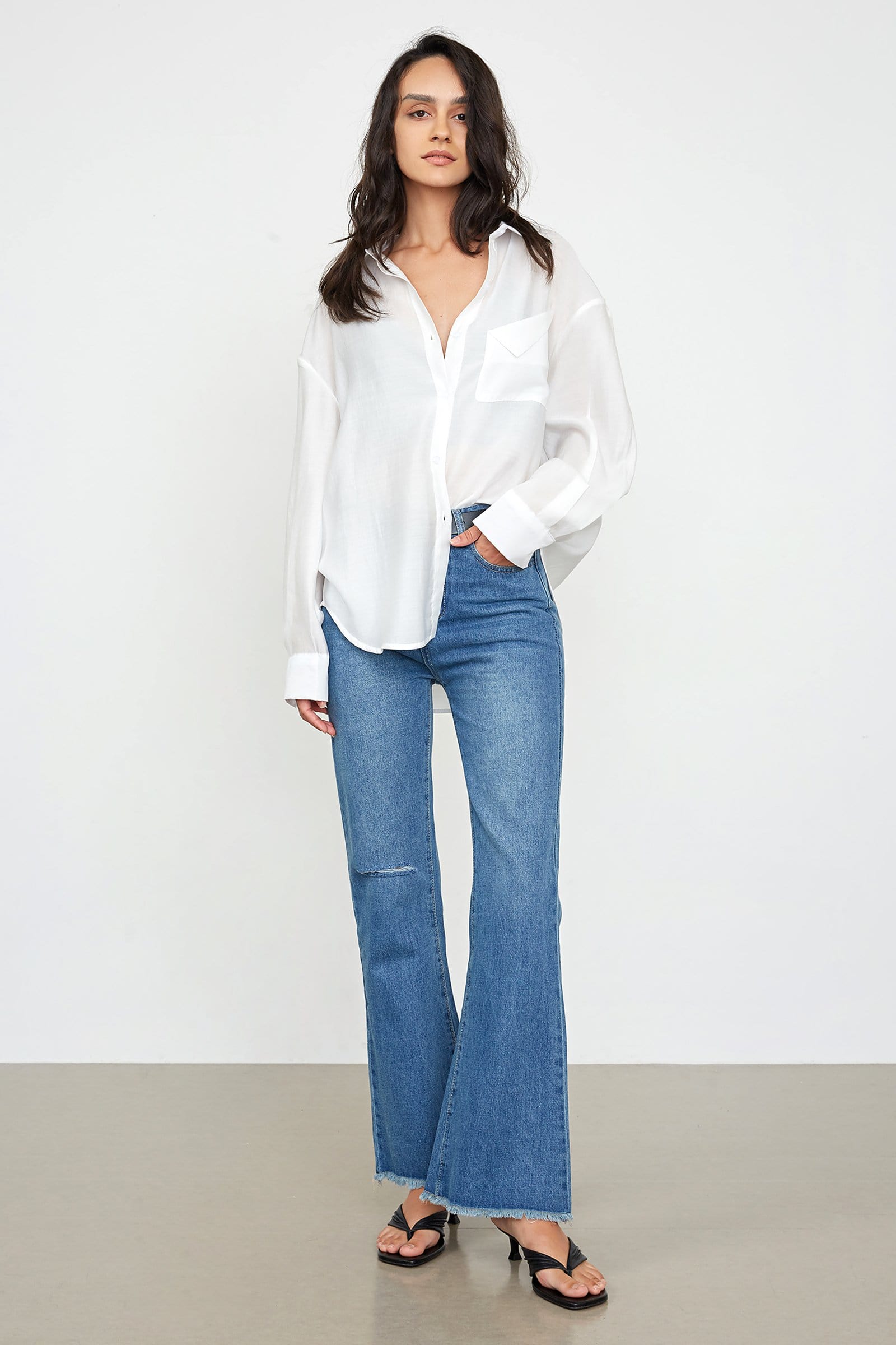 Hellen White Oversized Shirt