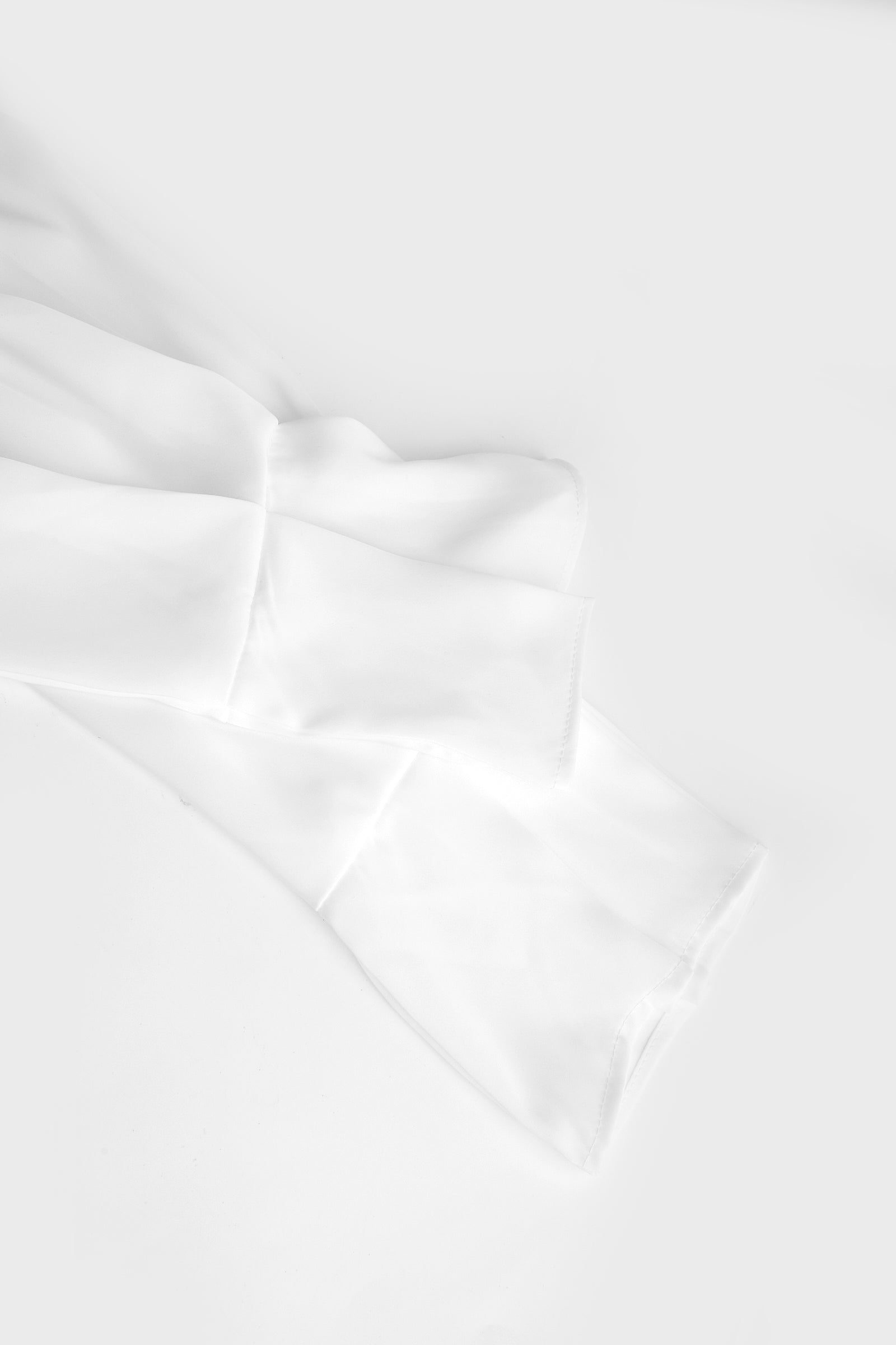 White Button-Front Long Sleeve Shirt