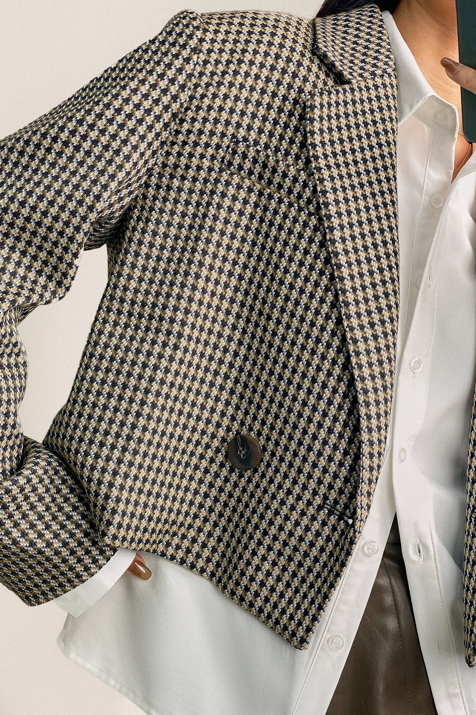 Sienna Double-Breasted Houndstooth Cropped Blazer