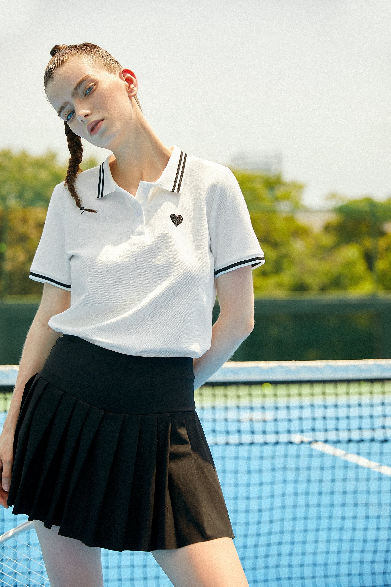 White Contrast Trim Embroidery Polo T-shirt