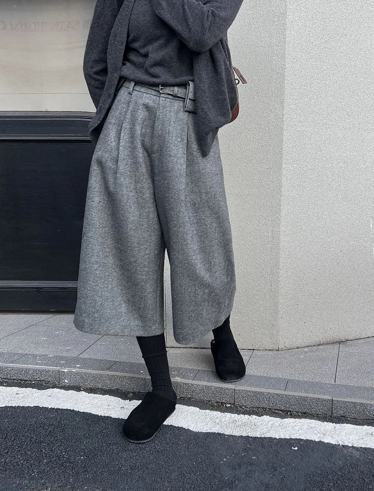 Minimalist Wool Blend Relaxed Fit Winter Pants