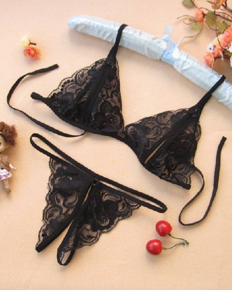 Open-Crotch Exposed Breasts Lace Lingerie Set