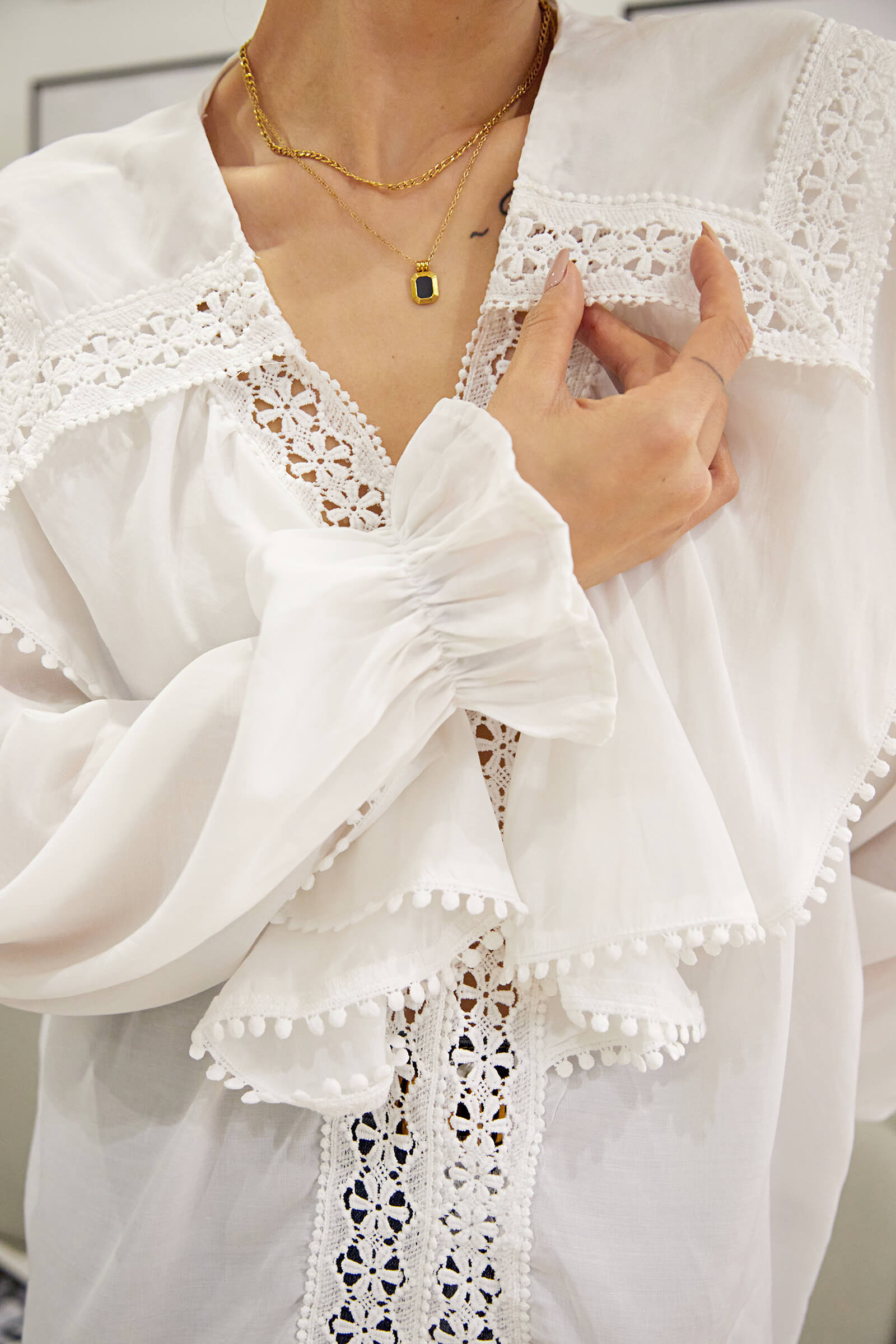 White Doll-Collar Bell Sleeve Blouse