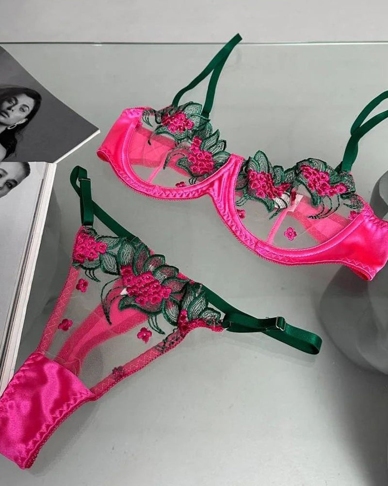 Colorblock Flower Embroidered Underwire Mesh Bra Set