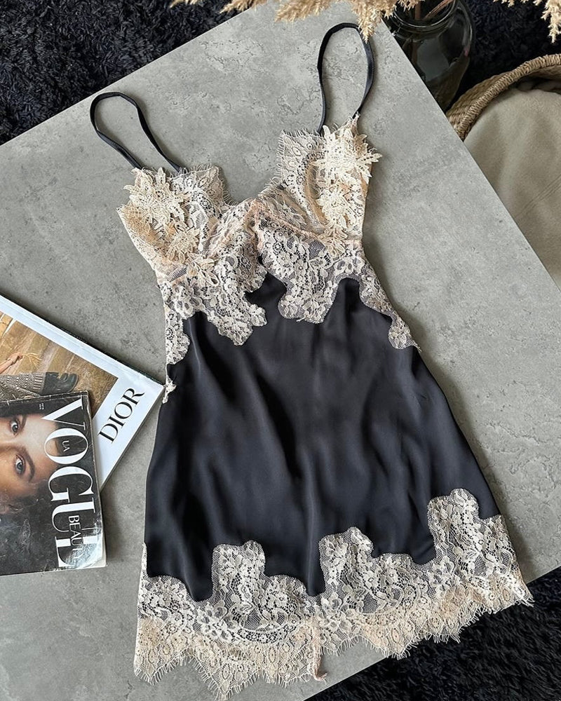 Deep V-neck Ice Silk Lace Patchwork Backless Camisole Nightgown