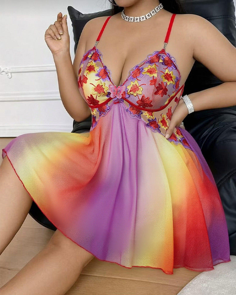 Plus Size V-Neck Colorful Embroidered Floral Backless Camisole Nightgown