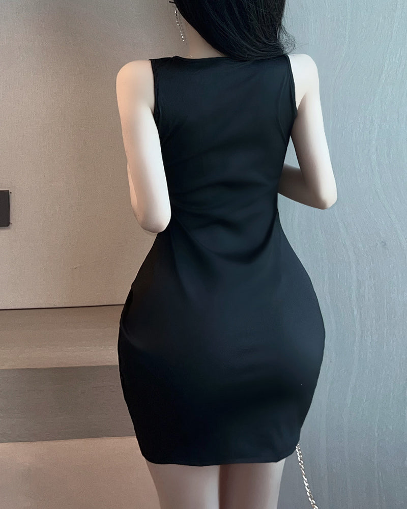 Metal Chain Strap Cutout Sleeveless Bodycon Dress